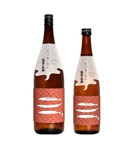 秋刀魚と呑む越路乃紅梅　無濾過純米原酒