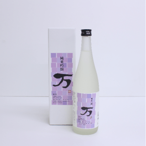 天領盃 純米吟醸 万